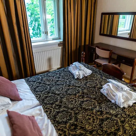 Lomahostelli * Keuruu