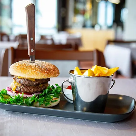 Lomahostelli Hostel *